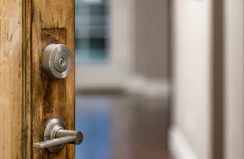 Berkeley House | EXPLORE CO: Hip neighborhood in central location!