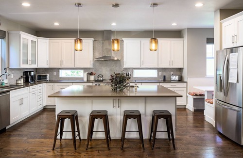 Berkeley House | EXPLORE CO: Hip neighborhood in central location!