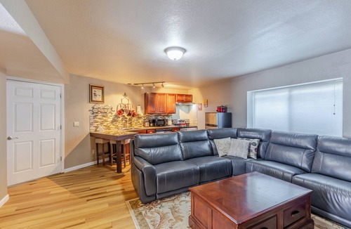 Gleneagle House | Fabulous 5-bedroom house in Colorado Springs, perfect for relaxing