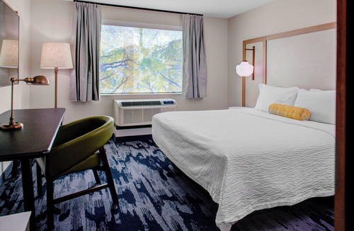 Broomfield Hotel | Fairfield by Marriott Inn & Suites Boulder Broomfield/Interlocken