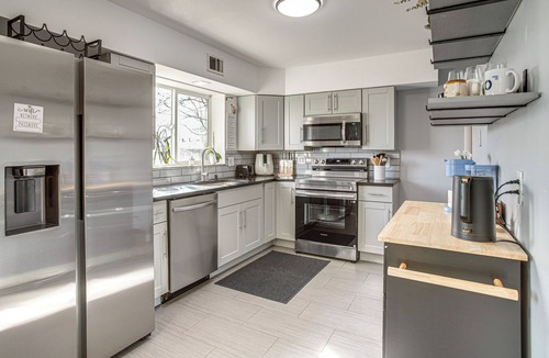 Lakewood House | Family Friendly! Spacious Lakewood Haven w/Yard