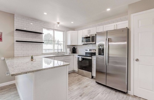 Aurora House | Family Home with Large Yard near Quincy reservoir