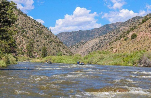 Howard House | Family Motel Room on Ark River - 2 beds - 15 min to Salida