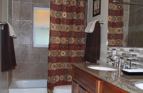 Jewell Heights - Hoffman Heights House | Fantastic Home 2 Blocks From The Hospital