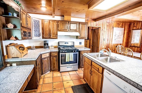 Evergreen Cabin | Fantastic Luxury Cabin Getaway near Evergreen Mountain in Colorado