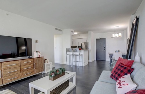 West Avenue Condo | Flamingo 432 South Miami, ocean view, coworking space