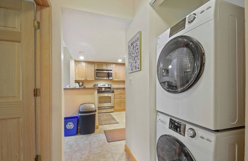 Copper Mountain Village Condo | Foxpine 4 Bedroom Condo #306/308 by RedAwning