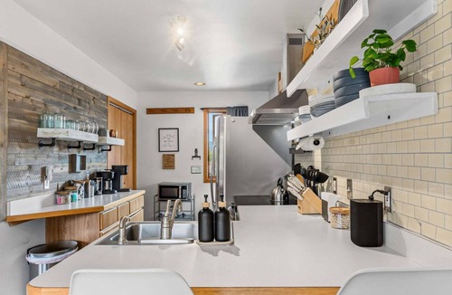 Frisco Apartment | Frisco View Flat🏔️close to Vail⛷️Breck🚙Garage🐶$0 Cleaning & Pet Fees