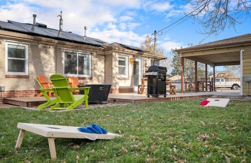 Arvada Plaza Area House | Funky Home with Hot Tub, Backyard, Fire Pit