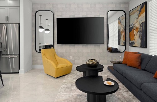 Florida Center House | Gaby's Galaxy | Volcano themed BR, spacious L/DR, PVT pool - 8 mins to Universal