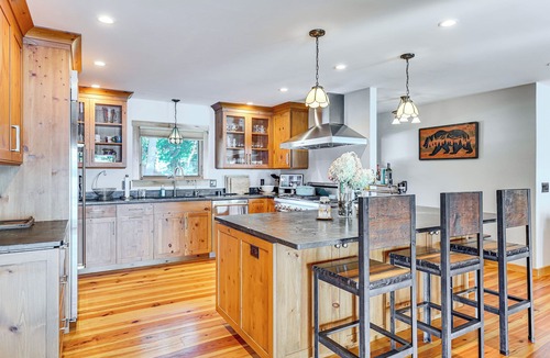Cleverdale House | Game Room & Hot Tub! Waterfront Gem on Lake George
