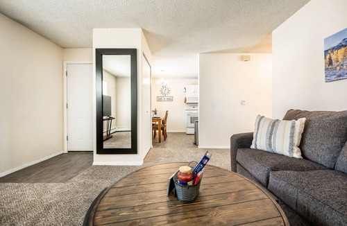 Rockrimmon Condo | ⁂GETAWAY SUITE! Condo - Sleeps Four - 2 BR/1BA⁂