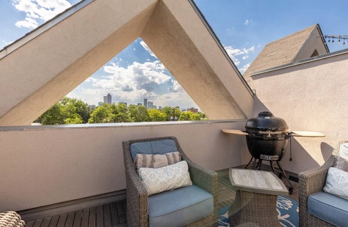 City Park West House | Global Retreat in the Rockies | Central Location
