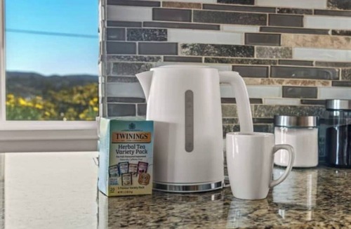 Vista House | Gorgeous 3-bedroom house with AC in friendly Vista neighborhood