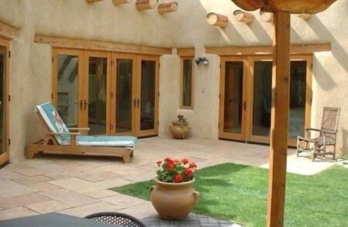Taos House | Gorgeous Architect designed Taos Adobe 1,200 Sq.Ft. Guest House Near Town Plaza
