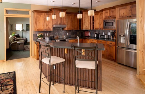 Coal Creek Cabin | Gorgeous Cabin with Amazing Views in Golden, Colorado