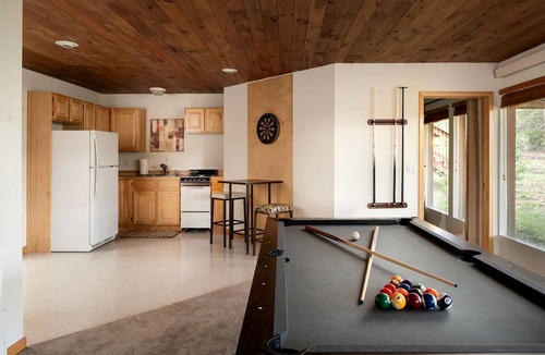 Coal Creek Cabin | Gorgeous Cabin with Amazing Views in Golden, Colorado