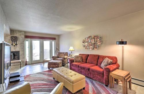 Grand Junction House | Grand Junction Golf Course Condo w/Balconies