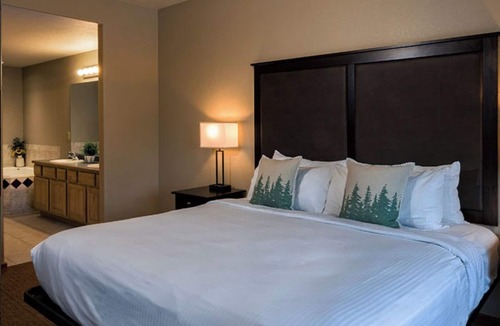 Four O'Clock Resort | Grand Timber Lodge Breckenridge 1 Bedroom
