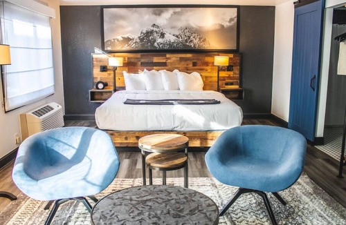 Peak 9 Hotel | Gravity Haus Breckenridge