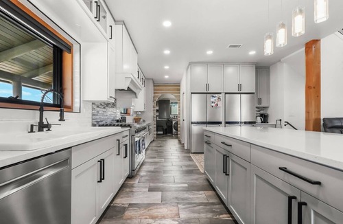 Mesa County Cabin | Great Divide Lodge - Luxury Colorado Country Retreat Near Grand Junction