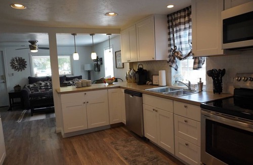 Berkley House | Great House in N. Denver with hot-tub