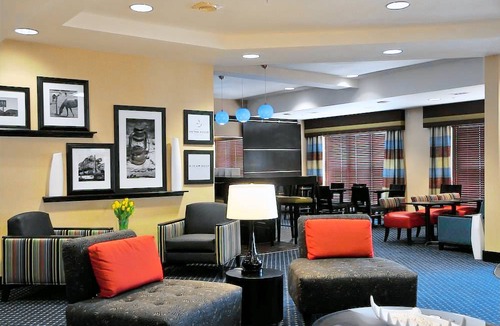 Glenwood Springs Hotel | Hampton Inn Glenwood Springs