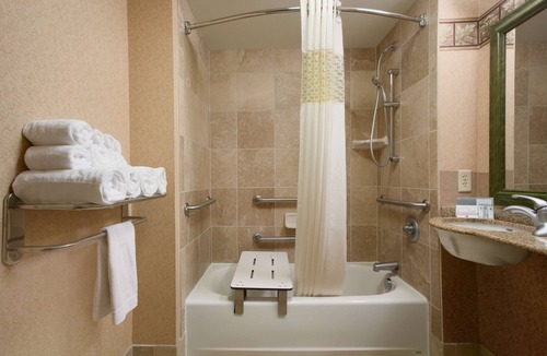 Canon City Hotel | Hampton Inn Canon City