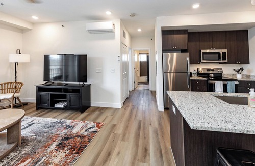 Mountain Shadows Apartment | Happy House Neighboring Nature charming Colorado Springs with AC, WiFi