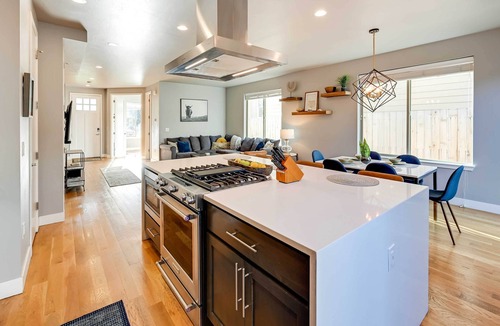 Englewood House | Heated Rooftop Deck & Mtn Views: Denver Retreat