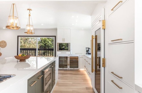 Vista House | Heated Saltwater Pool · Chef’s Kitchen · Fire Pit