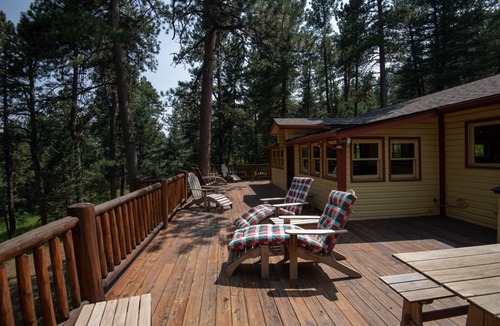 Homestead Cabin | Hidden Pines Lodge in the Colorado Rocky Mountains