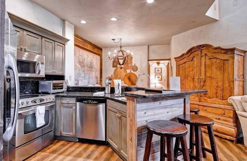 Highlands Townhomes Condo | Highlands Lodge 405 - 3 Bedroom plus Loft Residence
