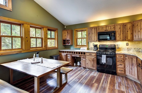 Almont Cottage | Hike, Bike, Raft: Colorado Home Near Crested Butte
