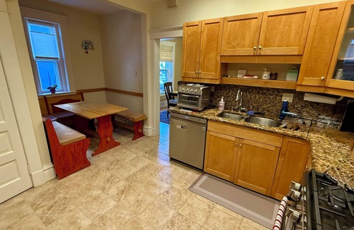 University Park House | Historic, Charming house in Observatory Park, minutes from Denver University