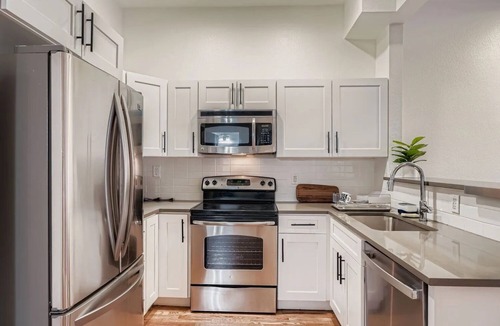 Capitol Hill Apartment | Historic Condo in Capitol Hill