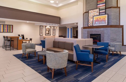 Gunnison Hotel | Holiday Inn Express Hotel & Suites Gunnison, an IHG Hotel