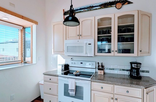 Salida House | Home w/Hot Tub near Salida and Monarch Mtn!
