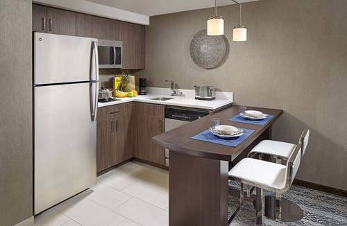 Harborview Hotel | Homewood Suites by Hilton San Diego Downtown/Bayside