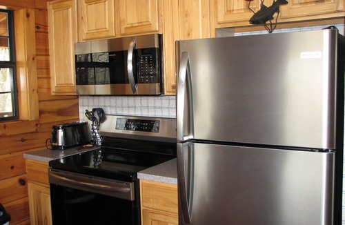 Pigeon Forge Cabin | Hooked on you - Cozy 1 Bedroom Cabin