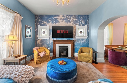 West Highland House | Hot tub, Fire Pit - Serene Victorian Home Steps From Restaurants and Shops