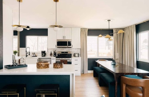 South Westminster House | House of Noir Elan Stunning 6BR Designer Retreat