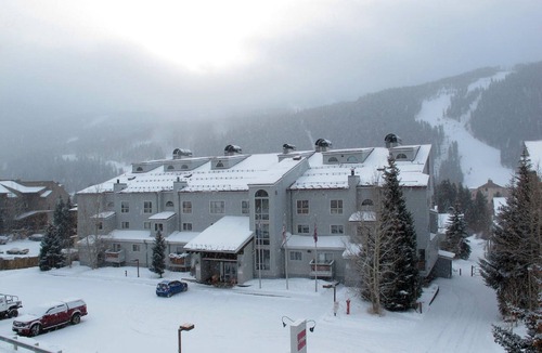 Mountain House Condo | Huge 3BR/3BA Condo (2 Living Rooms facing the slopes) in the Keystone Ski Area