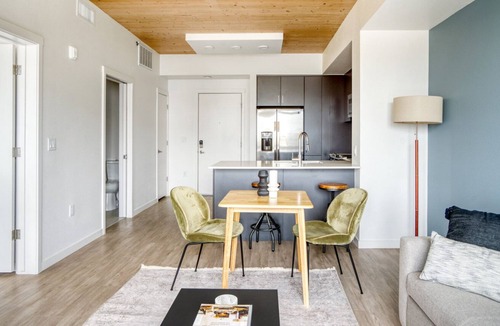 West Colfax Apartment | Ideal Sloan's Lake 1BR w/ Roof Deck, Gym & W/D, near Park, by Blueground