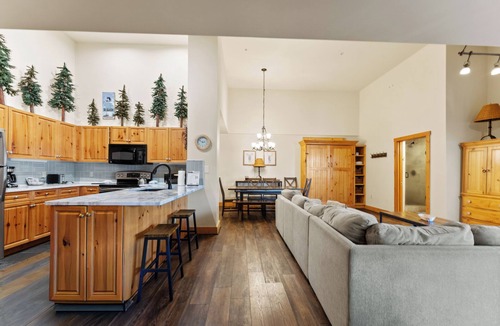 River Run Condo | Ideally Located Condo in River Run Close to Gondola, Shops, and Dining!