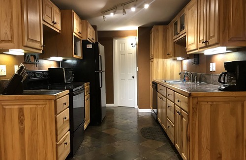 Telluride Condo | In Telluride, Comfortable, 2BR Condo, Hot Tubs, Indoor Pkg, Gas BBQs, 1st Floor.