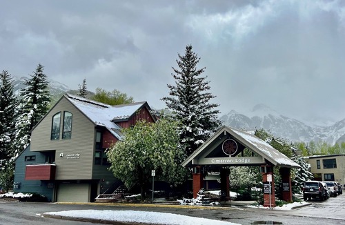 Telluride Condo | In Telluride, Comfortable, 2BR Condo, Hot Tubs, Indoor Pkg, Gas BBQs, 1st Floor.