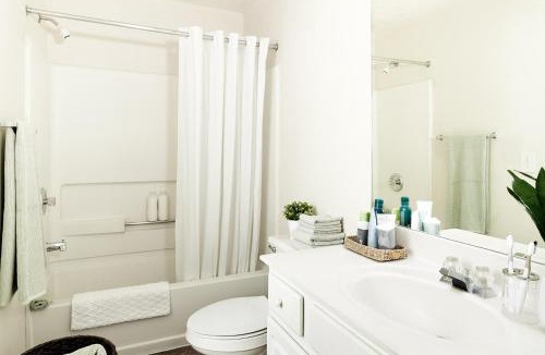 Dayton Triangle Hotel | InTown Suites Extended Stay Denver - Havana Street