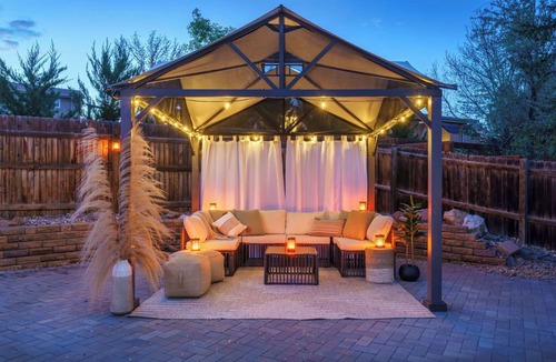 Ralston Valley House | JoyNest Retreat - Spacious 5BR, Epic Backyard, Family and Pet Friendly