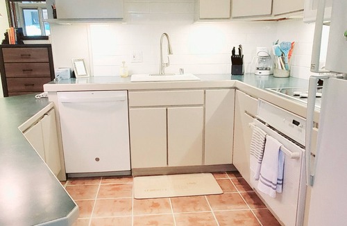 Vail Condo | July 25-29 only 190/nt plus VRBO fees n taxes Close to Ford Park